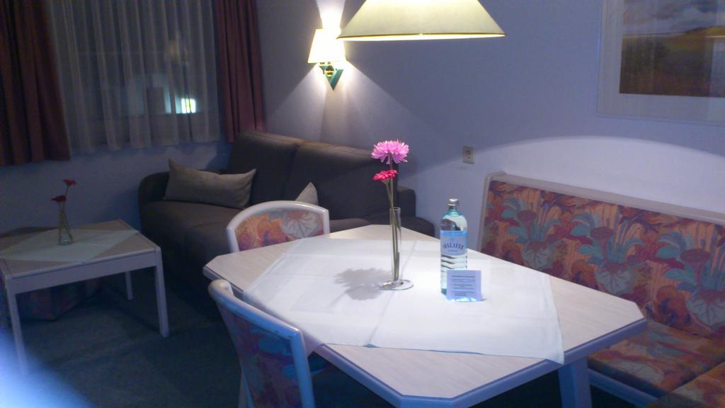 Haus Monika Apartment Oetz Room photo